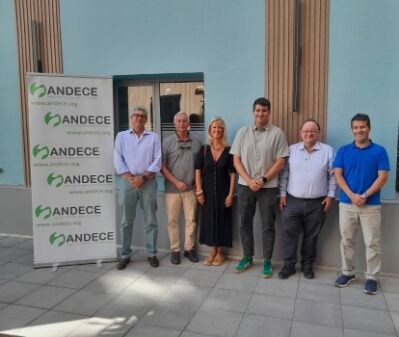 Lorenzo Antonio Vélez Patiño, reconocido en los Premios Universitarios ANDECE